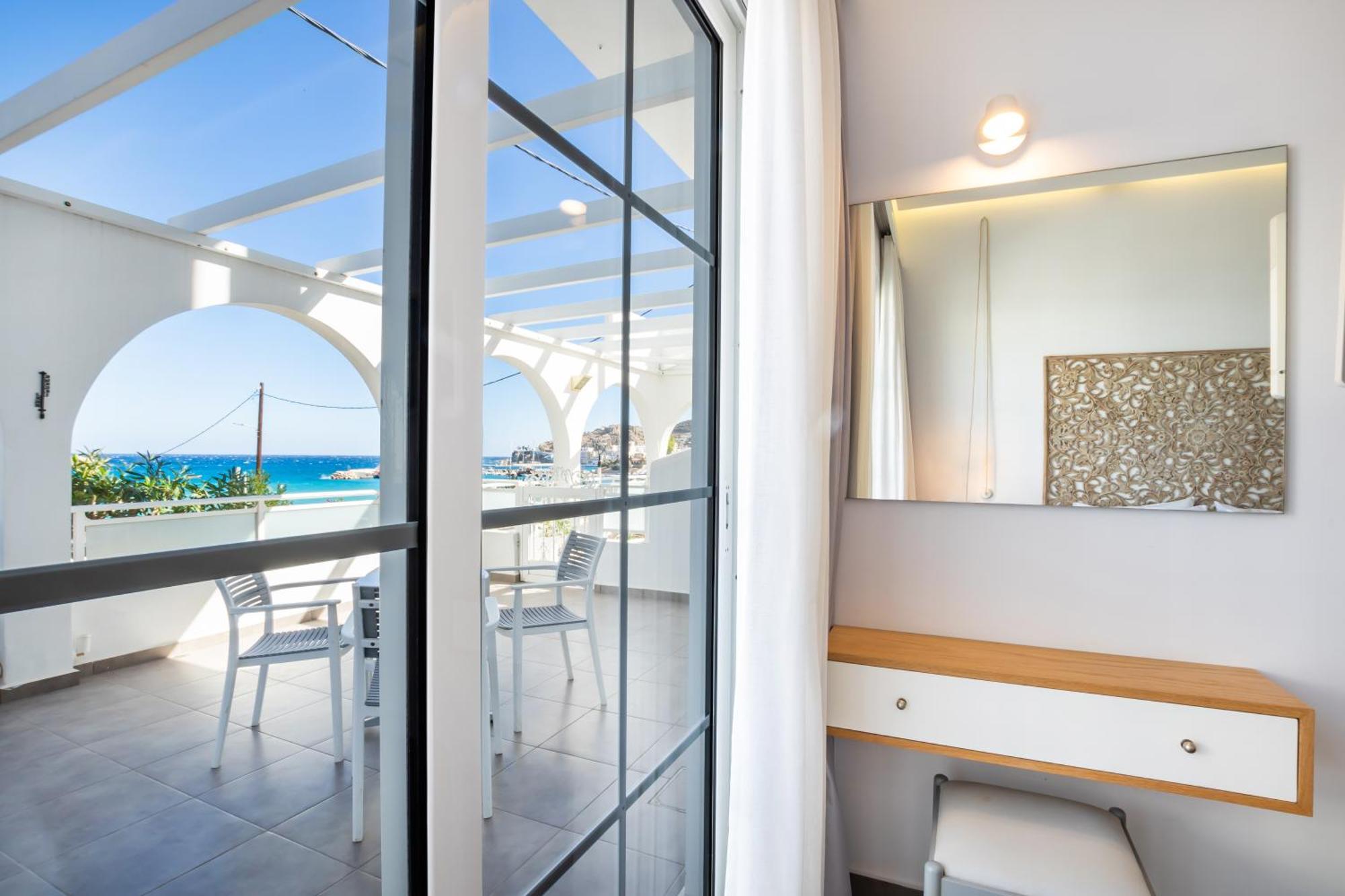 كارباثوس Alos Suites Ex-Possirama Bay Aparts المظهر الخارجي الصورة